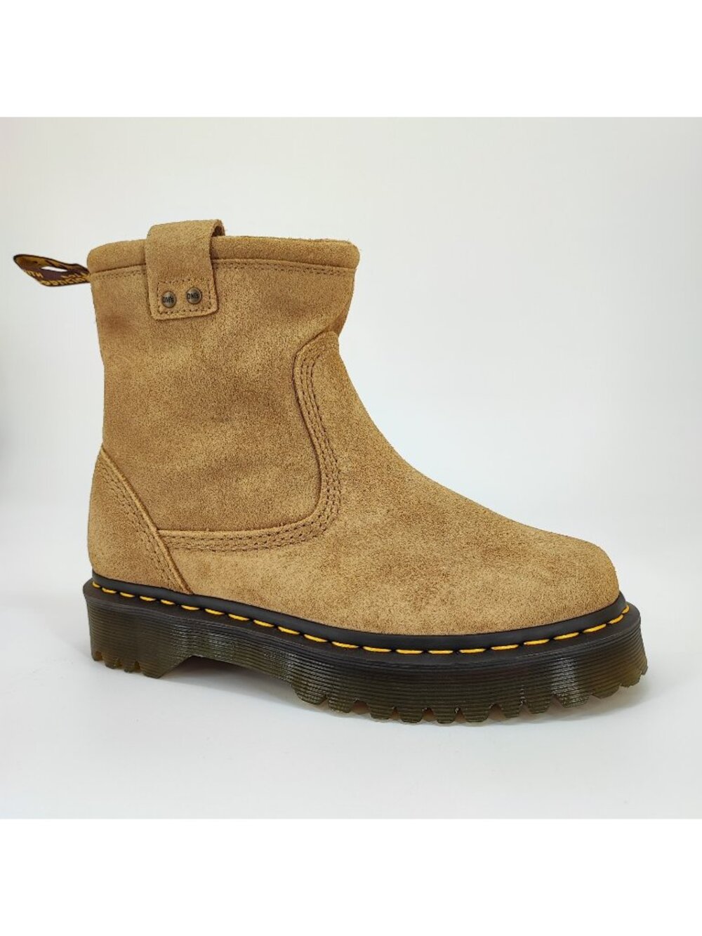 Dr. Martens Anistone Lo Women's Size 7 US Light Brown Suede Biker Boots LA004